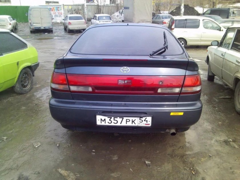 Тойота корона СФ 1995