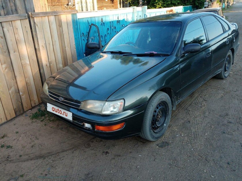 Тойота корона SF 1992