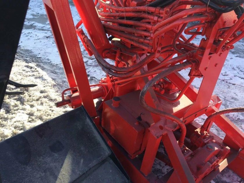 Погрузчик грейферный ПЭФ 1б