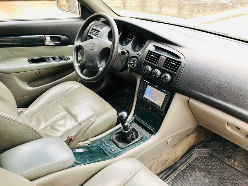 Daewoo Magnus 2000 салон