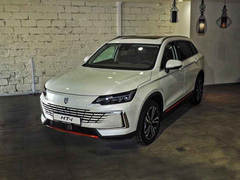 Кроссовер гибрид велик