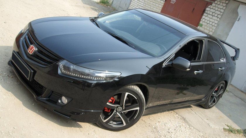 Honda Accord 8 Type s черный