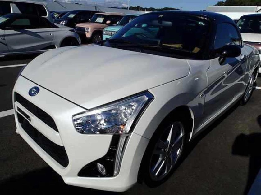 Daihatsu copen 2015
