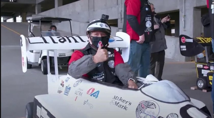 Гоночный автомобиль Афганистана