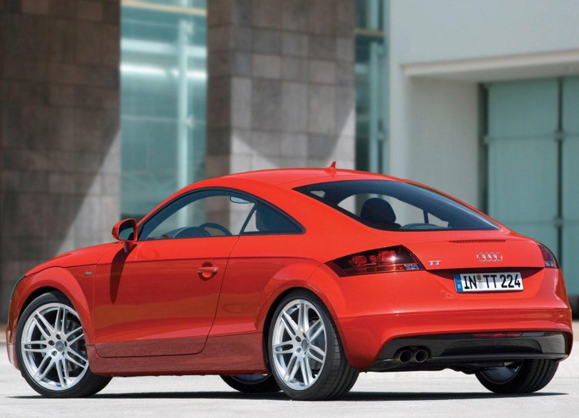 Ауди ТТ трехдверная
