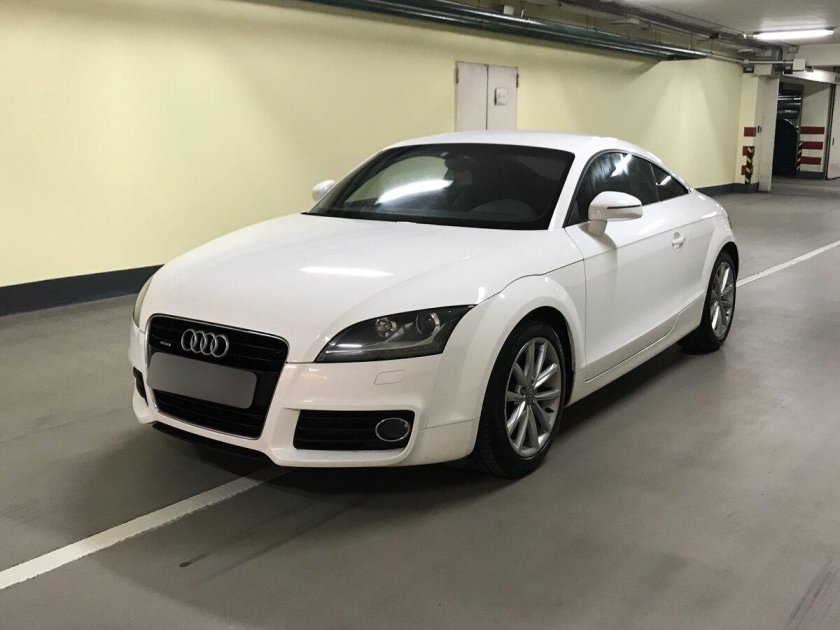 Ауди ТТ 2011 года