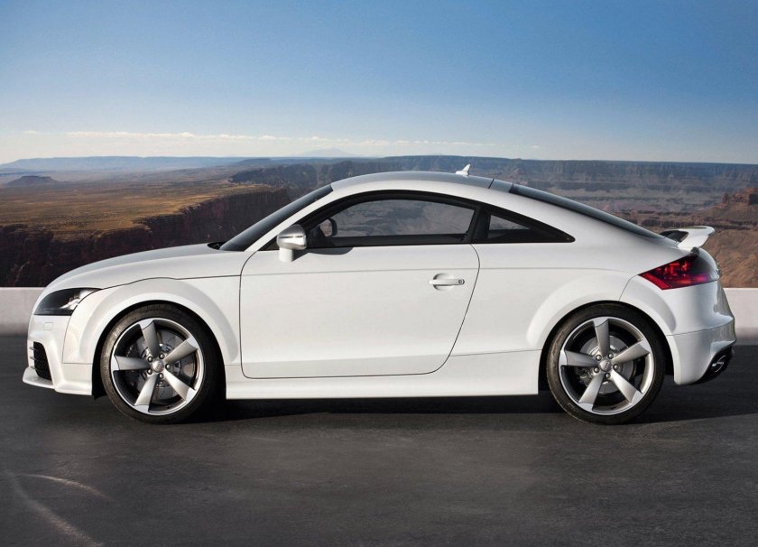 Audi TT RS Coupe 2010