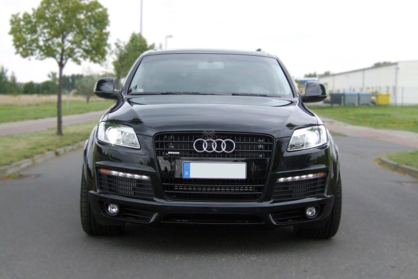 Audi q7 4l Black