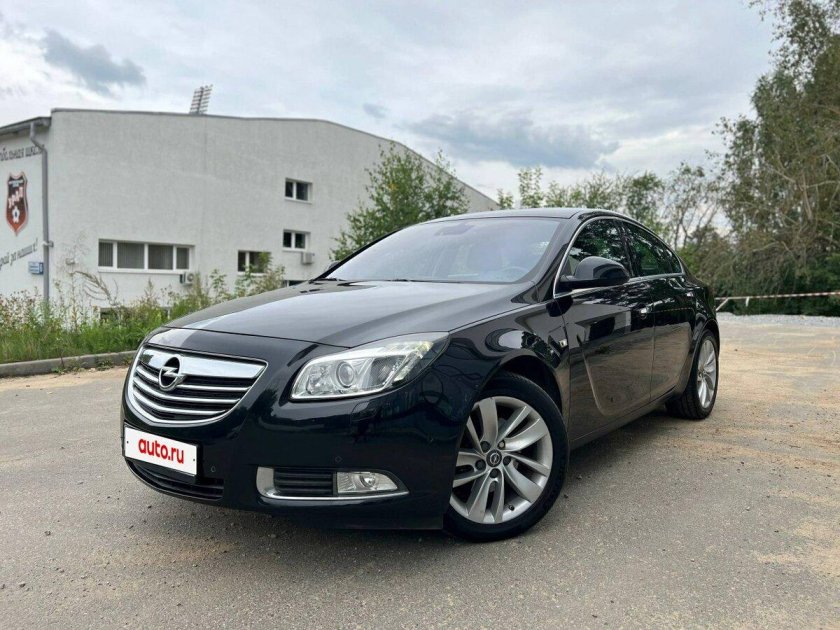 Opel insignia 2011