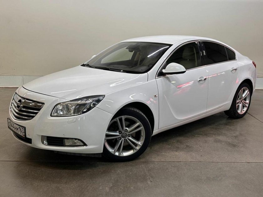 Опель инсигния 1.6 220л.с