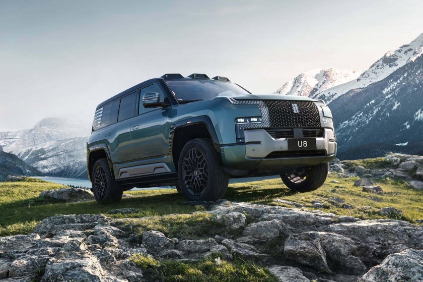 Китайский джип гибрид