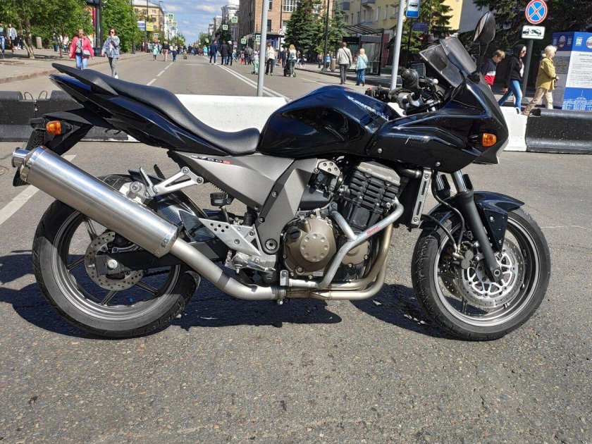 Kawasaki z750 2005