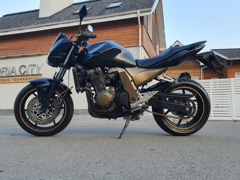 Kawasaki z750 2005
