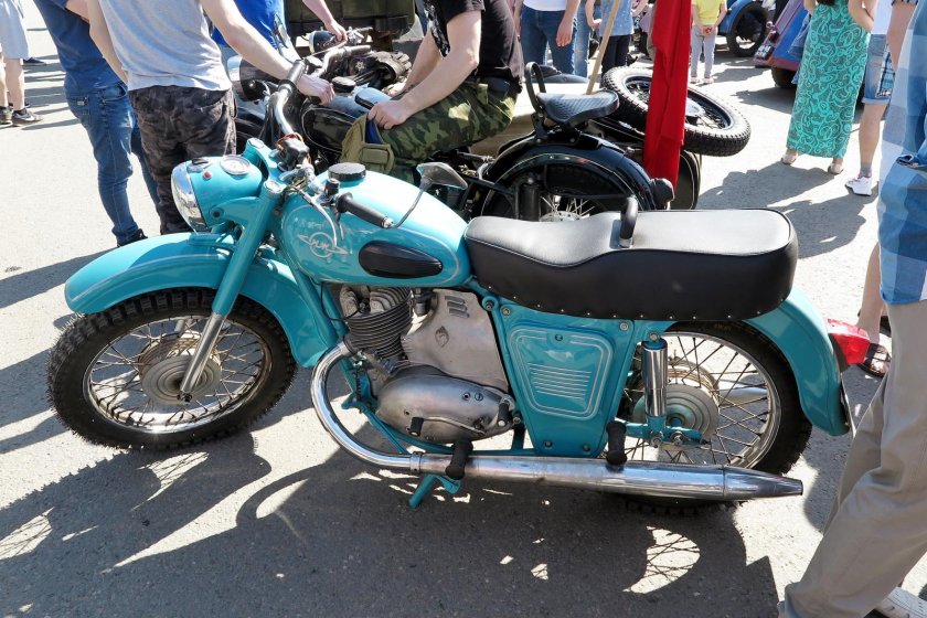 Мотоцикл ИЖ Планета 2