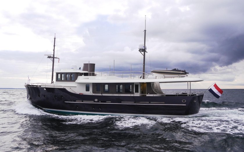 Голландские моторные яхты водоизмещающие