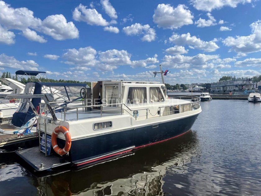 Лодка Yamarin 59 Cabin