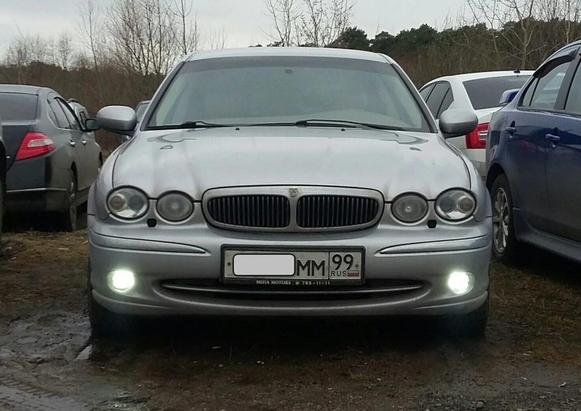 Фара Jaguar x-Type