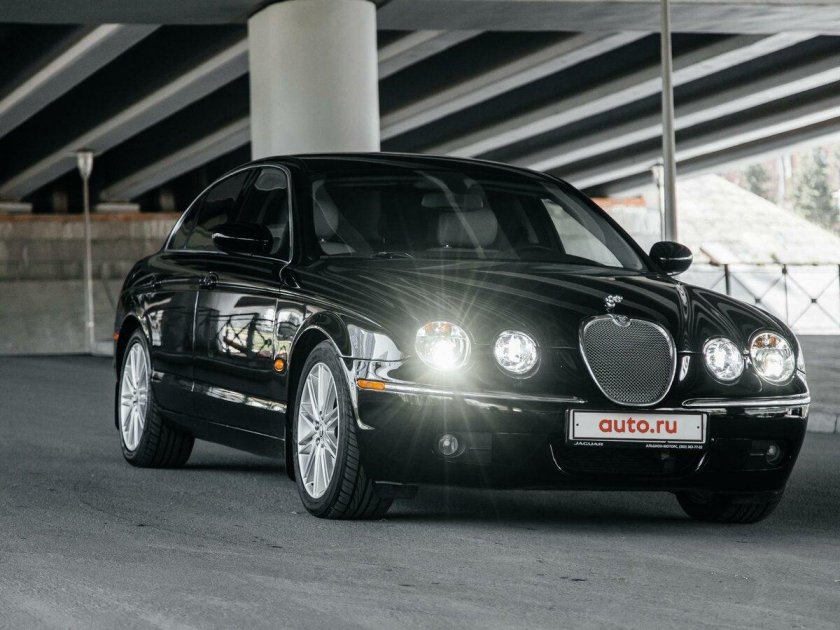 Ягуар с тайп 2007