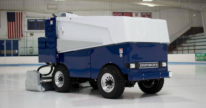 Zamboni заливочная машина