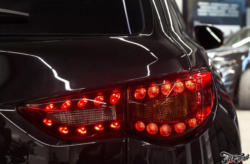 Задние фонари Инфинити fx35