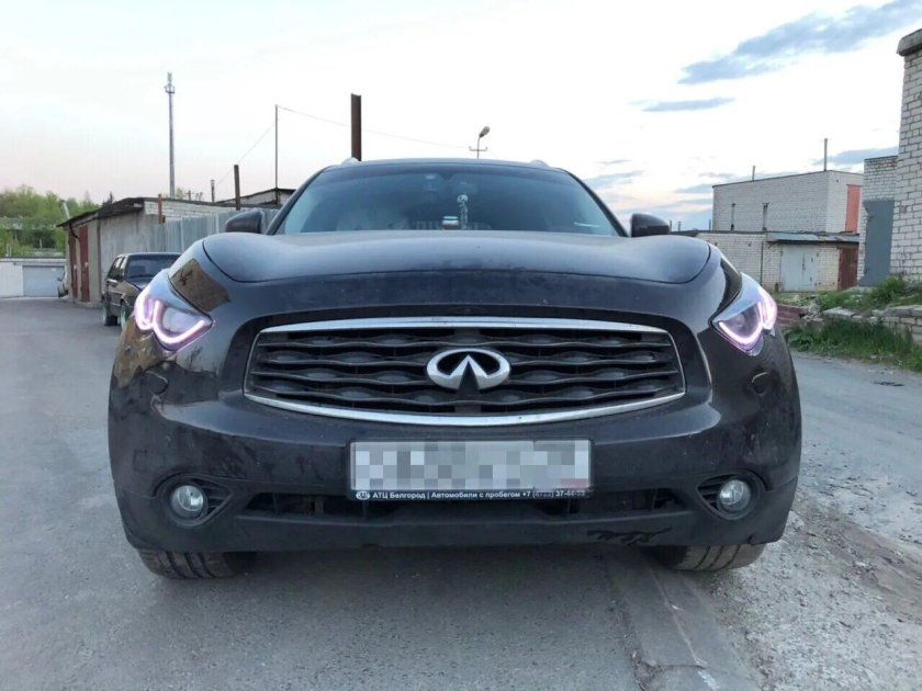 Фара Инфинити fx37