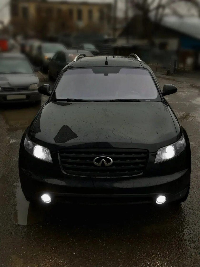 Инфинити fx35 тонированный