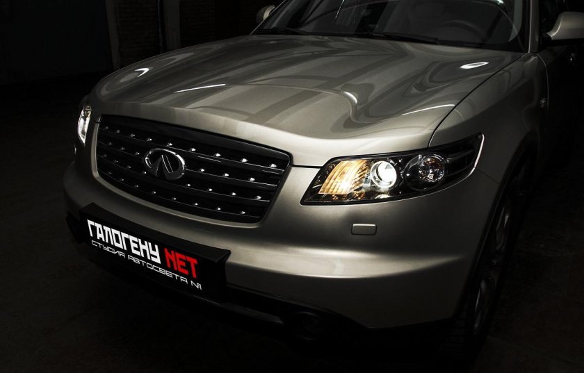 Фары Инфинити fx35