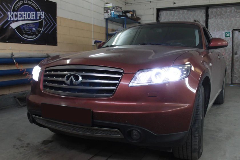 Infiniti fx35 ангельские глазки