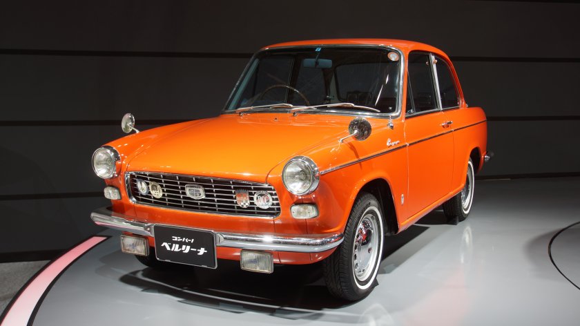 Седан Дайхатсу Charmante