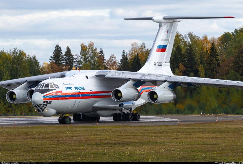Самолет ил 76