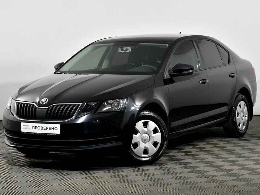 Шкода Октавиа черный 2015