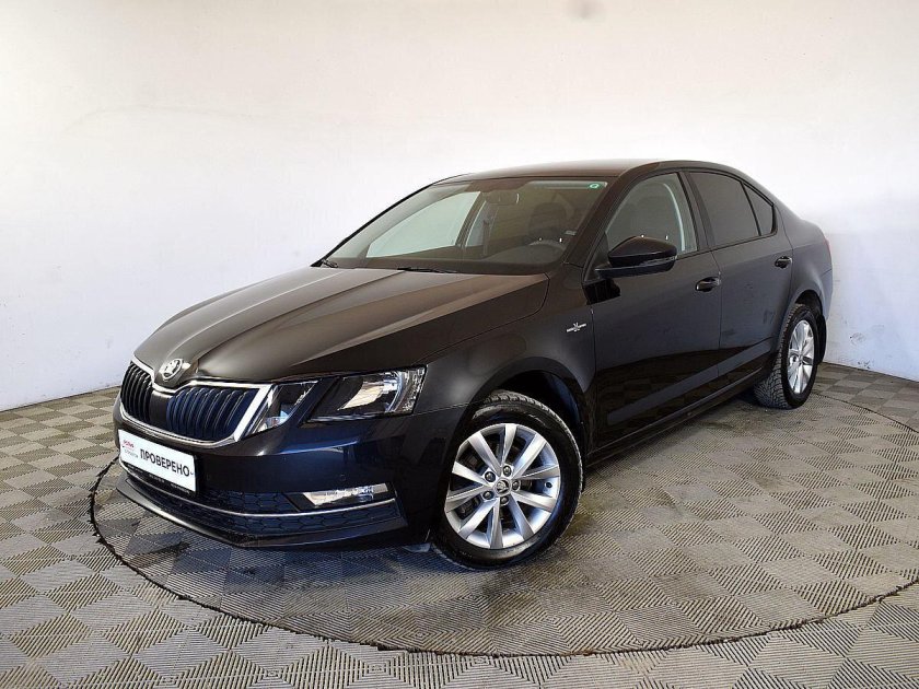 Шкода Октавия 2017 черная