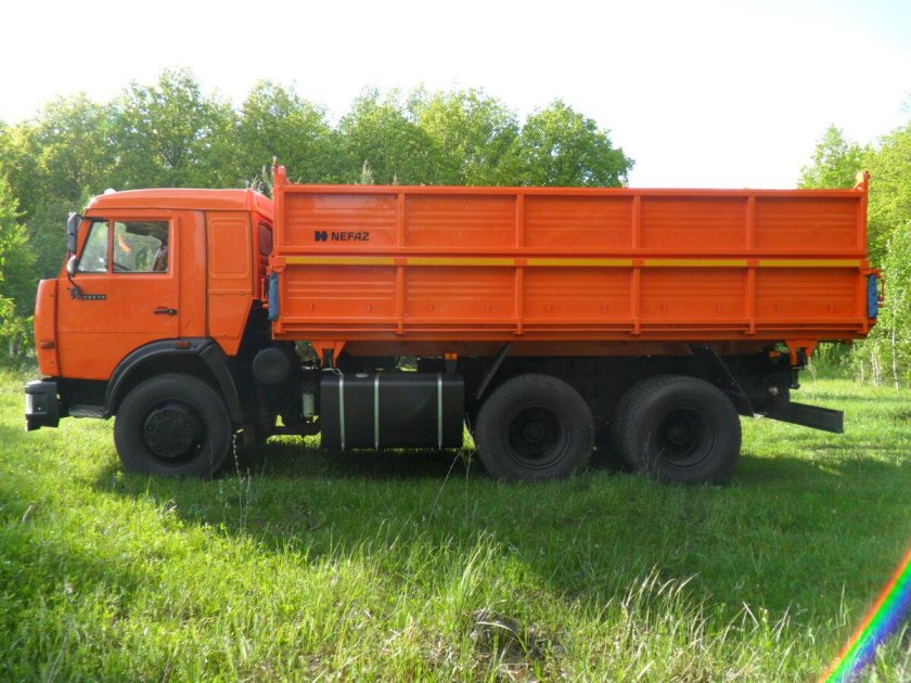 КАМАЗ 55102 самосвал сельхозник