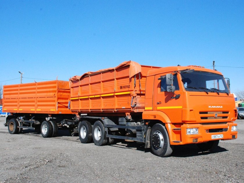 КАМАЗ сельхозник 45143 оранжевый