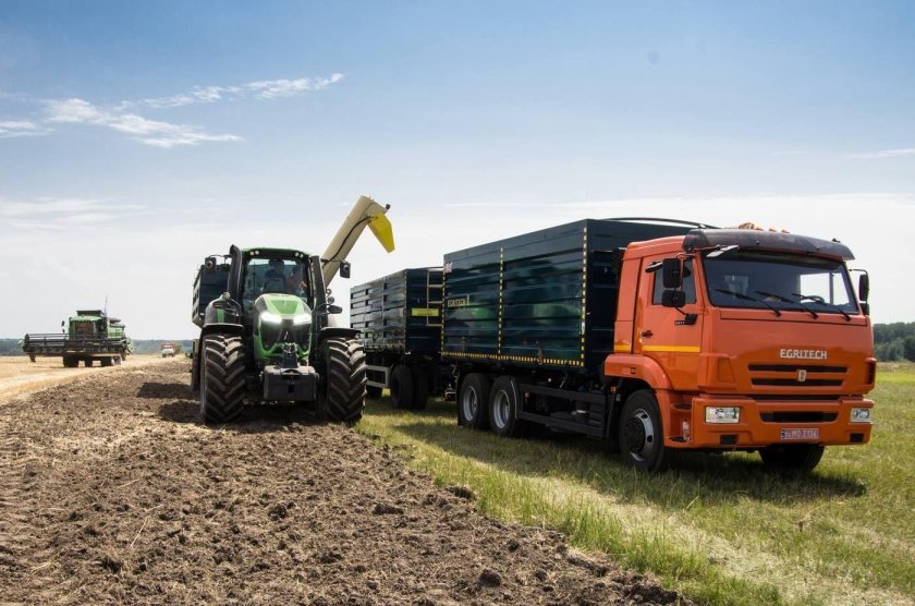 МАЗ Колос зерновоз