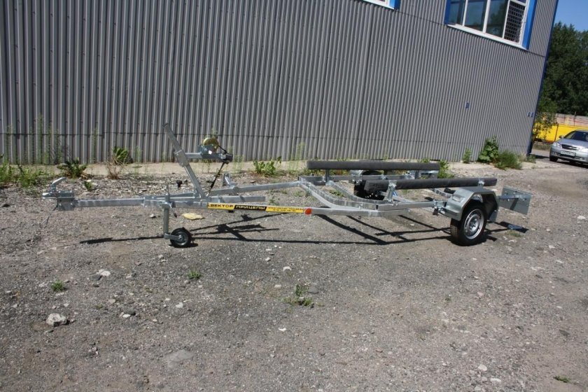 Прицеп лав 81015вс