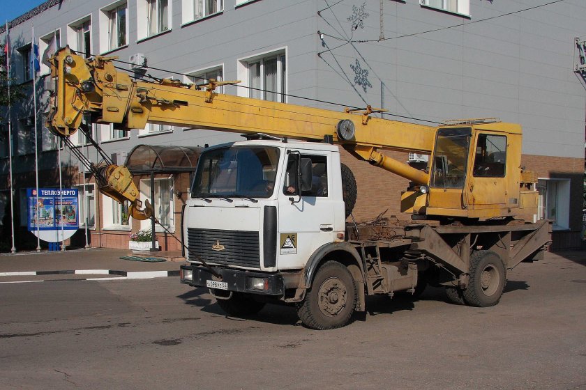 Автокран МАЗ-5337 КС 3579