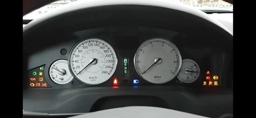 Приборная панель Крайслер 300м