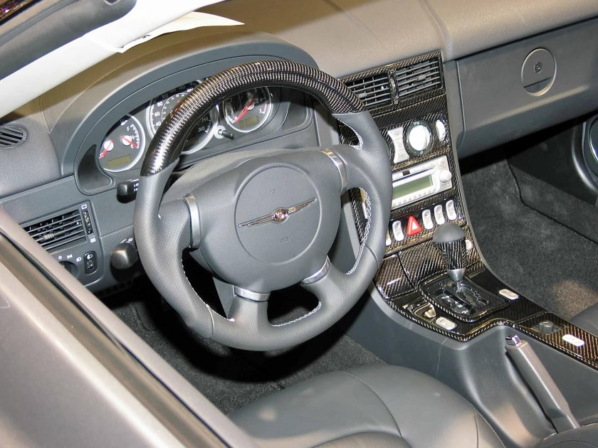 Chrysler Crossfire салон