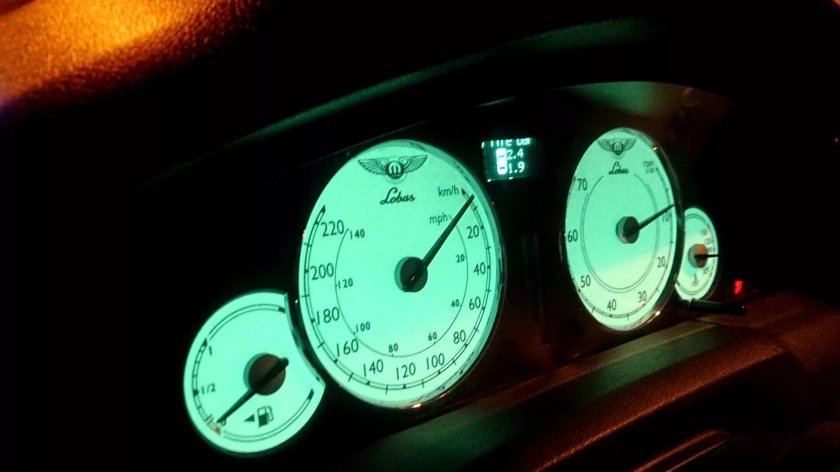 Электронная приборка Крайслер 300с