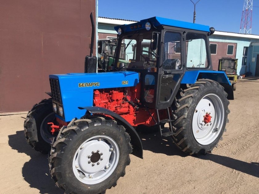 Трактор МТЗ 82