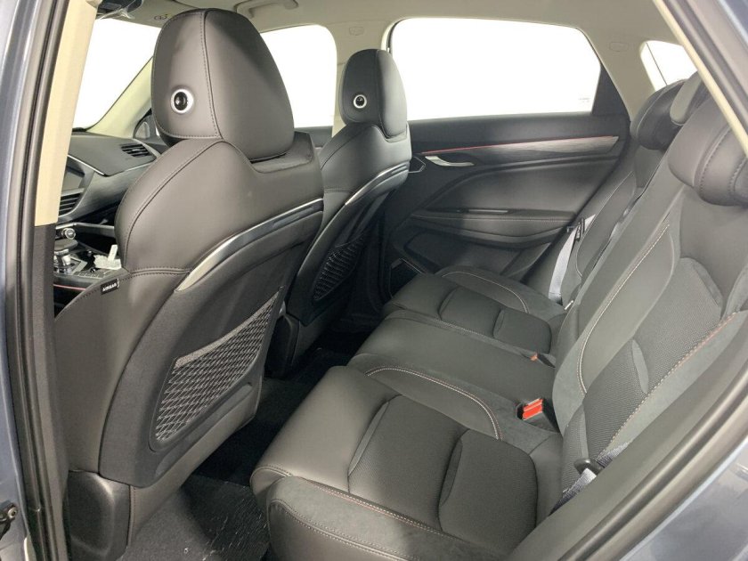 Geely Tugela 2022 салон