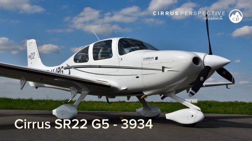 Самолет Cirrus