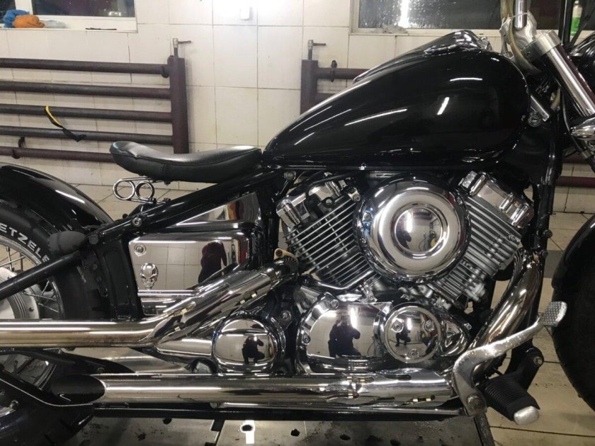 Ямаха драг Стар с высокой спинкой