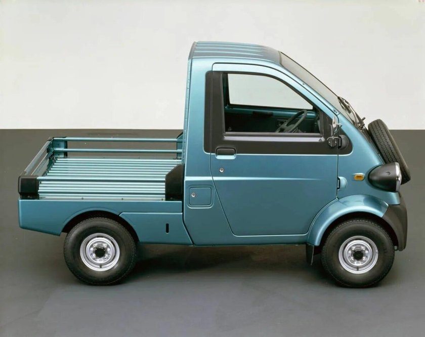 Daihatsu midget 2