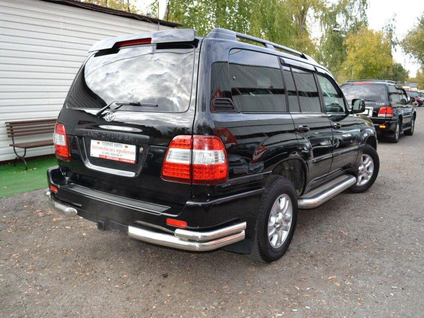 Land Cruiser 100