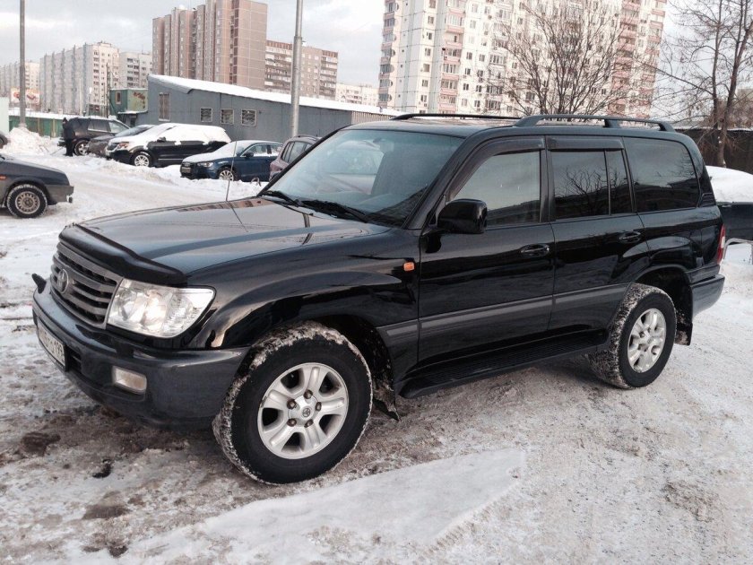 Тойота ленд Крузер 100 серный