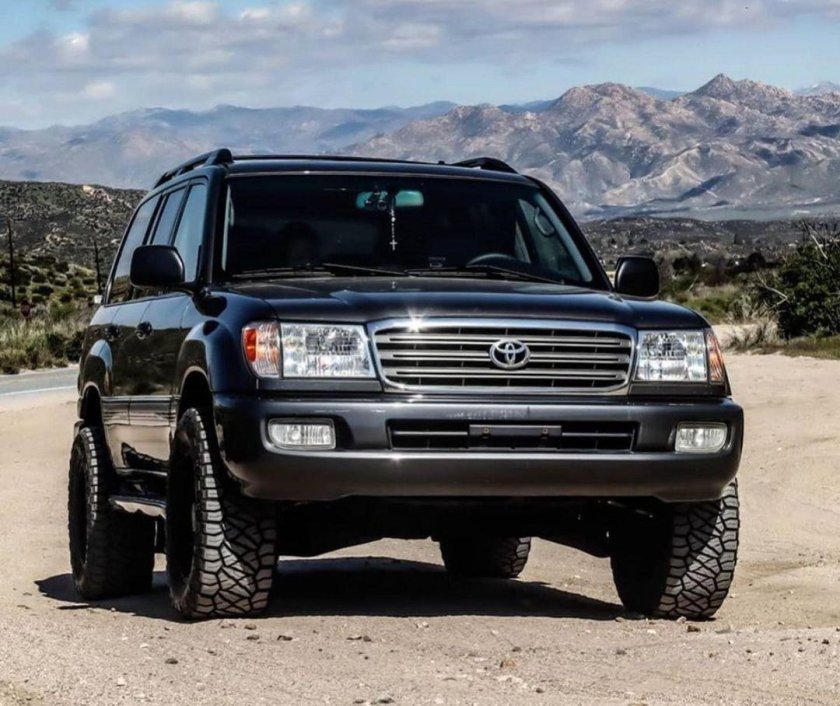 Toyota Land Cruiser lc100