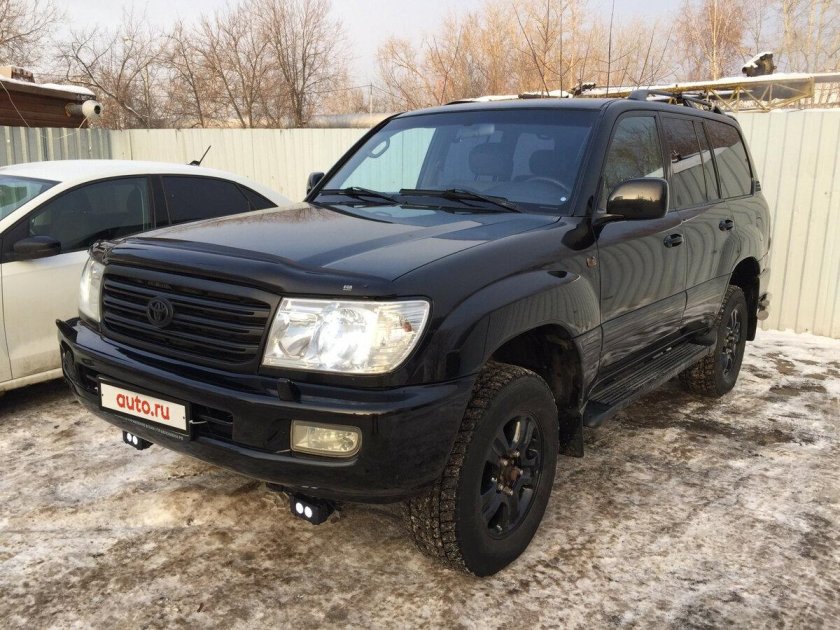 Тойота ленд Крузер 100 серный