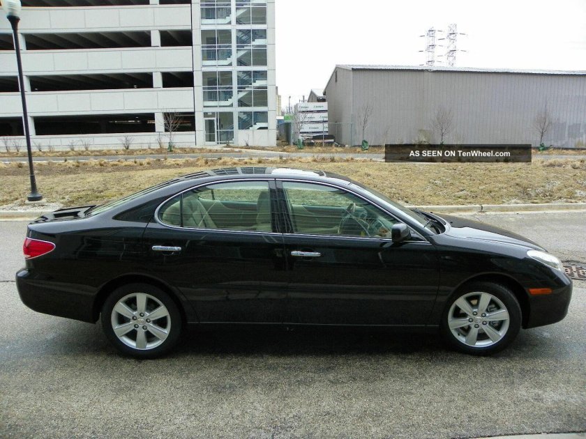 Черный Лексус ЕС 330